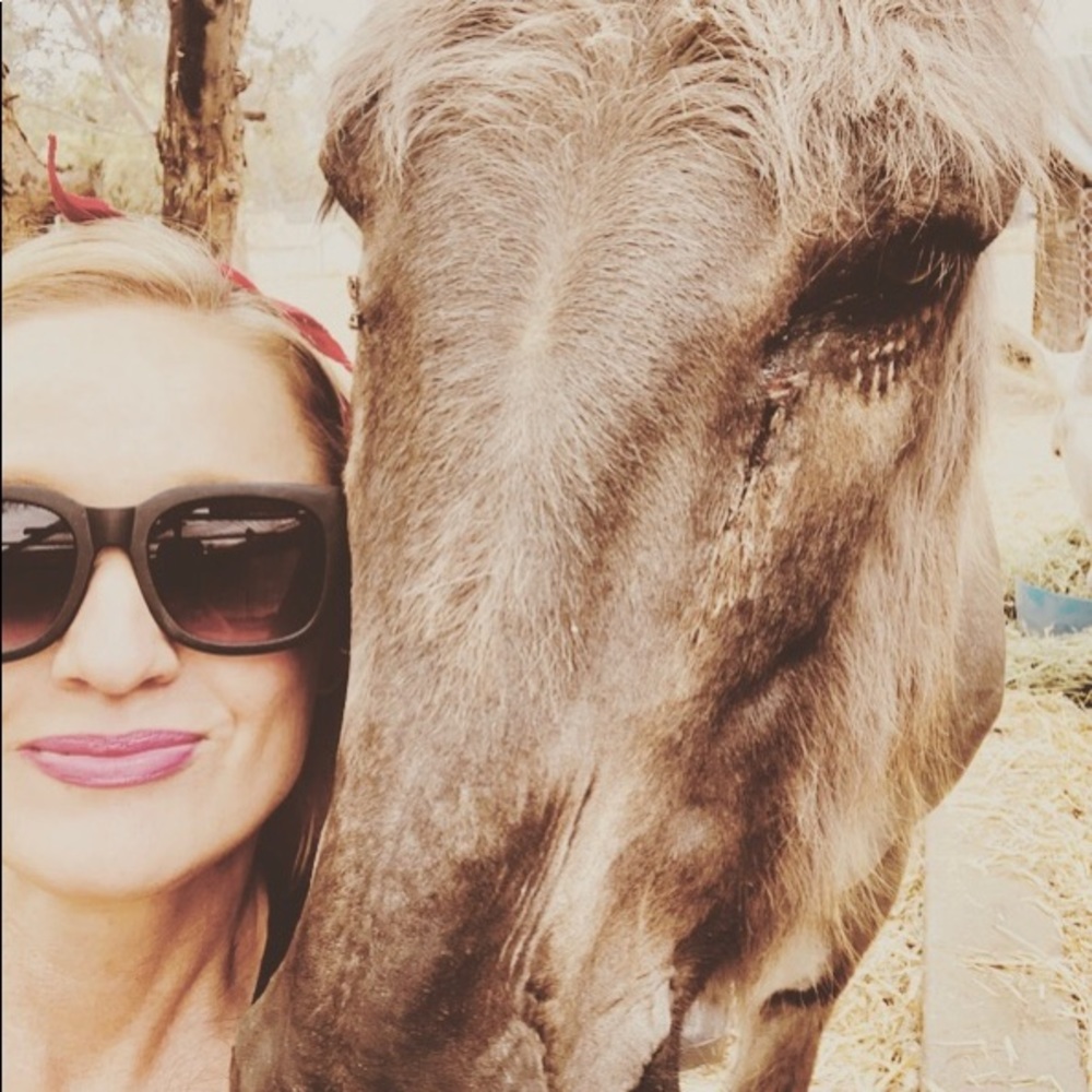 Meet your Posher, Samantha